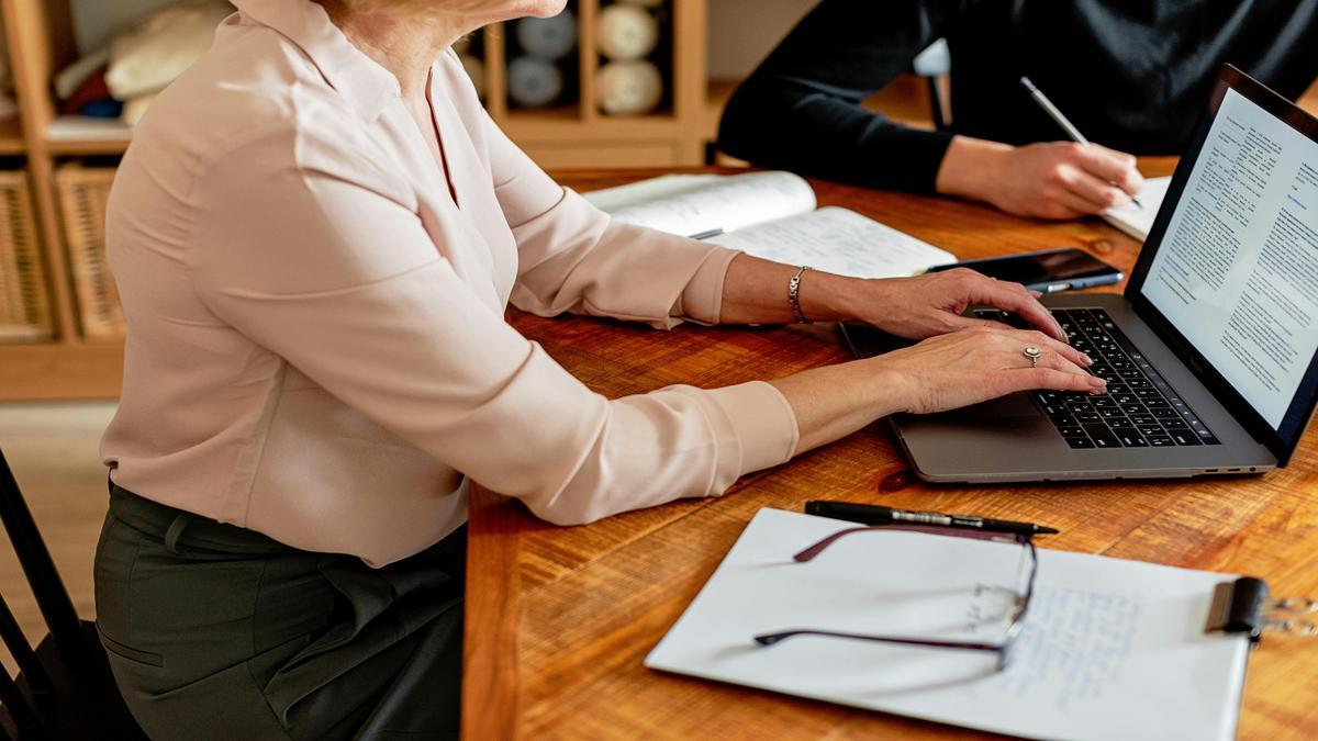 Liderança Feminina Inspirada na Bíblia
